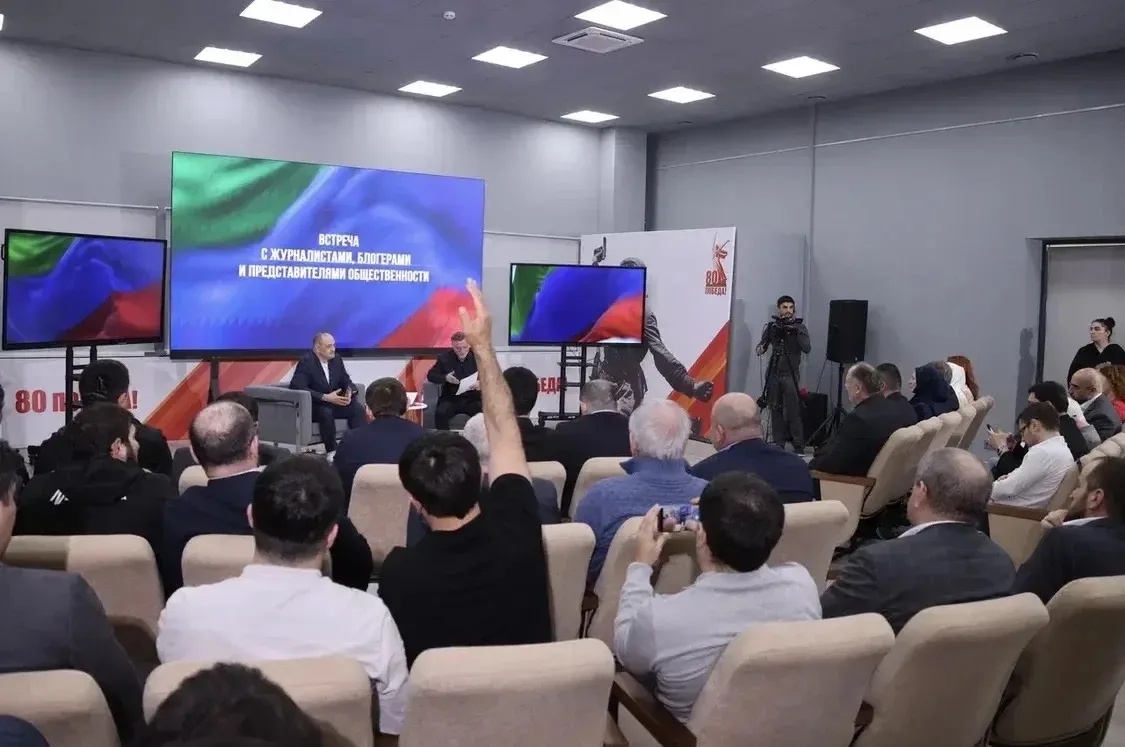 Руководитель Минцифры Дагестана Юрий Гамзатов поделился своим видением итогов  встречи Сергея Меликова с представителями СМИ, общественности и блогосферы